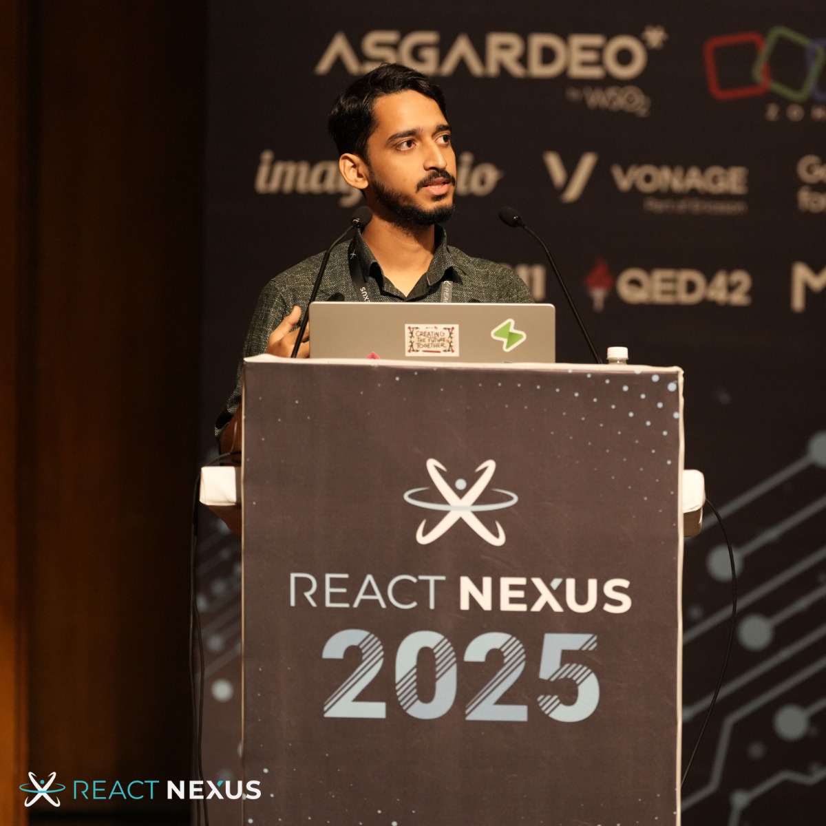 Advanced Performance with Web Workers

Soumya Ranjan Mohanty from <a href="/Microsoft/">Microsoft</a> demonstrates Web Workers for React applications, building on our performance optimization theme.