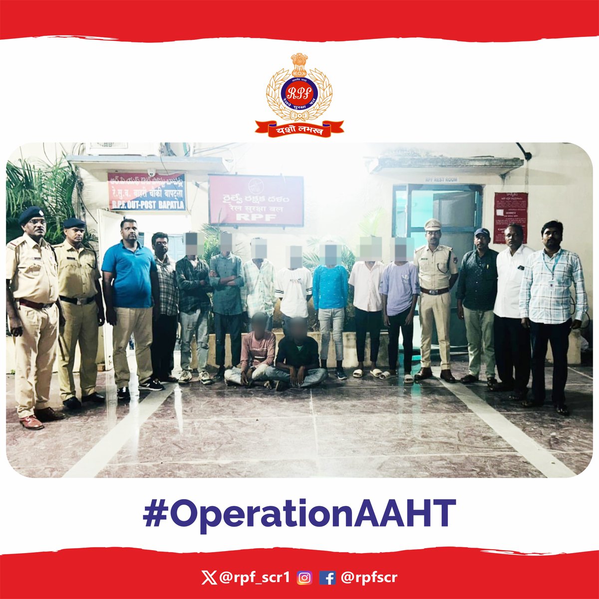 rpf_scr1 (@rpf_scr1) on Twitter photo #RPF #Vijayawada, along with <a href="/BBAIndia/">BachpanBachaoAndolan</a>, foiled a major child trafficking attempt by rescuing 7 minors & detaining 2 traffickers. The minors were being trafficked from #Bihar to #Coimbatore for labour work.
#OperationAAHT.
<a href="/RPF_INDIA/">RPF INDIA</a> <a href="/RailMinIndia/">Ministry of Railways</a> <a href="/SCRailwayIndia/">South Central Railway</a> <a href="/rpfscrbza/">RPF VIJAYAWADA DIV</a> #RPF #Vijayawada, along with <a href="/BBAIndia/">BachpanBachaoAndolan</a>, foiled a major child trafficking attempt by rescuing 7 minors & detaining 2 traffickers. The minors were being trafficked from #Bihar to #Coimbatore for labour work.
#OperationAAHT.
<a href="/RPF_INDIA/">RPF INDIA</a> <a href="/RailMinIndia/">Ministry of Railways</a> <a href="/SCRailwayIndia/">South Central Railway</a> <a href="/rpfscrbza/">RPF VIJAYAWADA DIV</a>