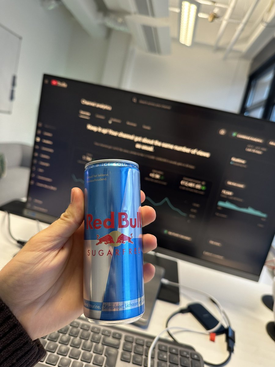 Nothing beats a $1500 earnings day while drinking a cold red bull.

Friday afternoon grind: setting up new teams and keeping the systems flowing.

Yes, I f*cking love YouTube ❤️