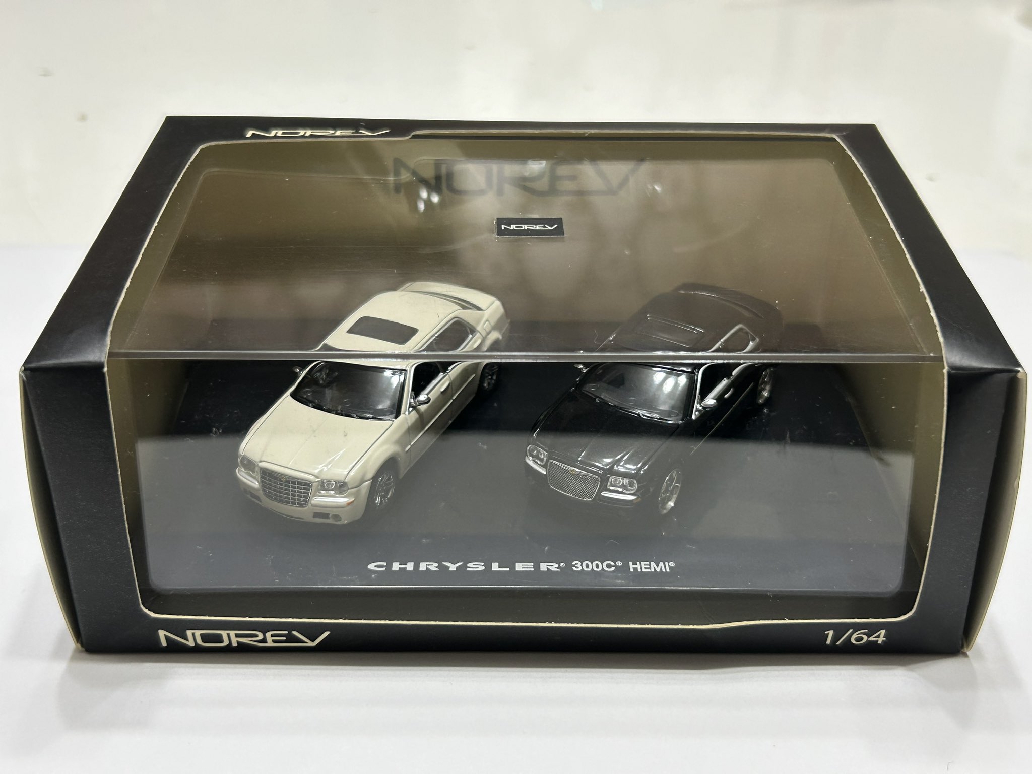 1/64 ノレブ クライスラー 300C 1/64 ノレブ クライスラー 300C（1/64 ノレブ クライスラー 300C）
