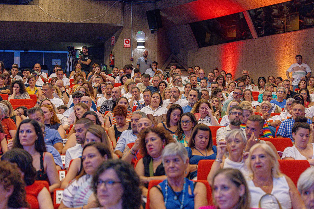 Enhorabuena Jose Juan Álvarez, propuesto por la asamblea #LGTBI de UGT nuevo coordinador.

Tienes por delante grandes retos: desarrollar los planes LGTBI en las empresas, garantizar derechos de las personas trans y continuar haciendo que seamos referentes. Muchos éxitos!