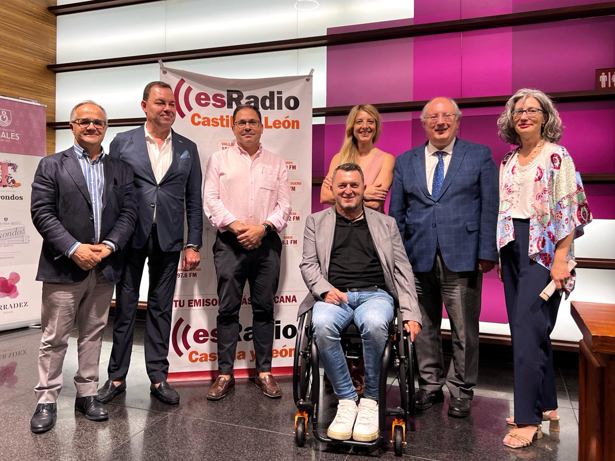 IMPULSA_CyL's tweet image. 🎙Hoy #EsLaMañanaCyL @esRadio_CyL se traslada al auditorio de @fundoscyl en #Valladolid con motivo del 10º aniversario del Grupo de Enlace del @cescyl.

🗣 Francisco Sardón, presidente del @cermi_cyl y de @IMPULSA_CyL, ha sido uno de los participantes en este especial.