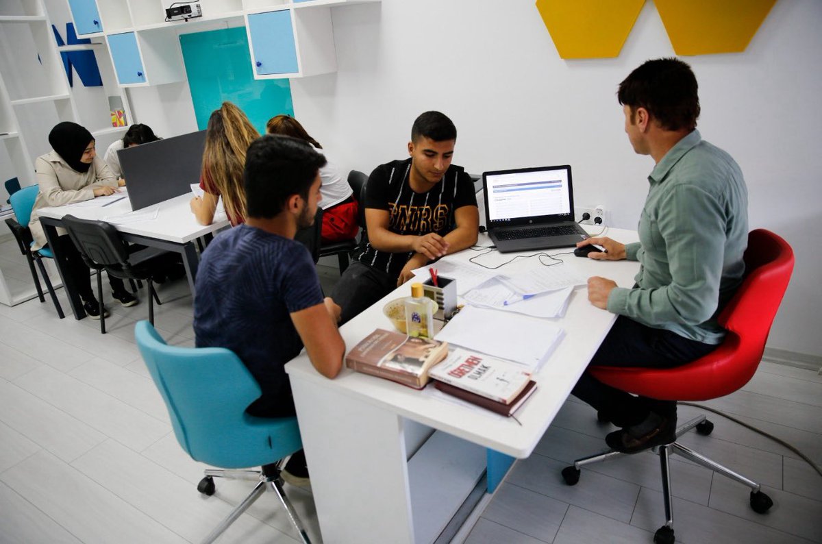 81 İl ve İlçelerinde 30 Binin Üzerinde Kurulan “Tercih Danışmanlığı Birimleri”, LGS ve YKS’ye Giren Öğrencileri İlgi, Yetenek ve İhtiyaçları Doğrultusunda Lise ve Üniversitelere Yönlendirecek

👉🏻 meb.ai/U2ShUI2
<a href="/tcmeb/">Millî Eğitim Bakanlığı</a> <a href="/Edirne_MEM/">Edirne İl Millî Eğitim Müdürlüğü</a> <a href="/smehmetengin/">Salih Mehmet ENGİN</a>