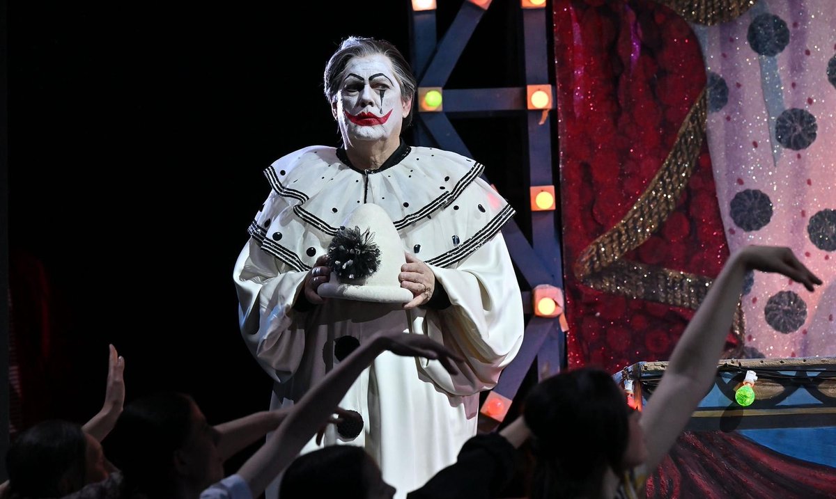 Next year is coming together with many exciting projects!  I hope you’ll join me in Venice for Pagliacci!

#Kundeperforms
#thistenorneverstops
#gregorykunde
#tenor
#canio
#lafenice