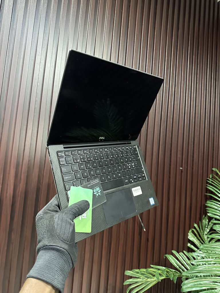 Good afternoon this is available for immediate pickup at Samtop Gadgets 

Dell XPS 13 9380/9370 ll Intel core i7 ll 8th Generation ll 16GB 512GB SSD ll N600,000