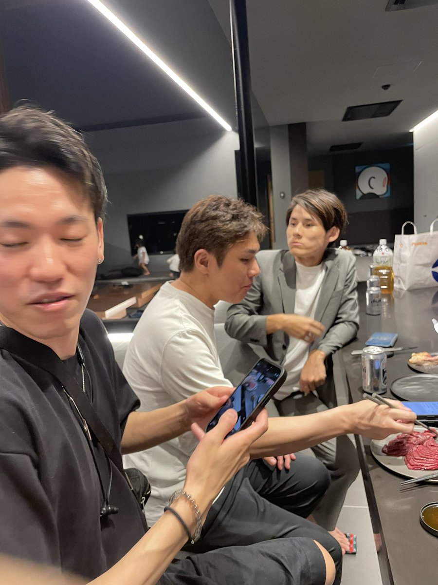 福岡三裕 店舗集客専門家/口コミ&紹介でやべー集客ができる人 (@cm_1127) on Twitter photo また知られてないヒカルプロデュースのグランピングハウス
今日は口コミのインフルエンサーを集めた秘密の会議㊙️
やべーマーケターや裏方も多数集まって新しいビジネスがたくさん生まれました!
動画業界に革命が起きる! また知られてないヒカルプロデュースのグランピングハウス
今日は口コミのインフルエンサーを集めた秘密の会議㊙️
やべーマーケターや裏方も多数集まって新しいビジネスがたくさん生まれました!
動画業界に革命が起きる!