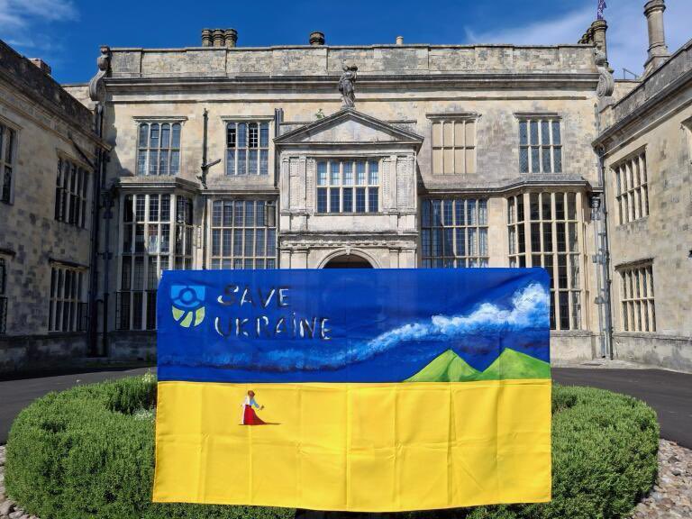 FCDOHumanRights's tweet image. With @IBAHRI, we have hosted a @WiltonPark event on the pursuit of criminal justice for 🇺🇦. Together with Ukraine we have identified and committed to concrete steps to help deliver accountability for Ukraine and the Ukrainian people. #StandWithUkraine