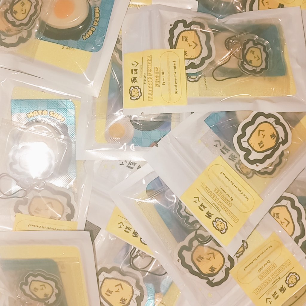 crystalcloudies's tweet photo. ☆•♡ Freebies Online Allobank in Jakarta ♡•☆

aku ada titipan dari kak @aegitokkidobby (pict kiri) dan nanti bakalan aku kasih freebies tambahan JjaeJjae tv / jihoon

☆ rt, like this tweet for appreciation 
☆ 1 person 1x co
☆ co in 🍊 no refund
☆ link will be open in 7.7 20.00 WIB
☆ dm your pretty usn X in my 🍊 account (after co)

Jadi 1 pack udah include dr kak @aegitokkidobby & aku (@crystalcloudies) yaa 🥰

limited qty only 35pcs! 

link :
https://t.co/nHoUAOXRHl

(tidak ada pengingat tag, jadi nanti langsung co aja pas jam teng nya yaa) 🥰💗