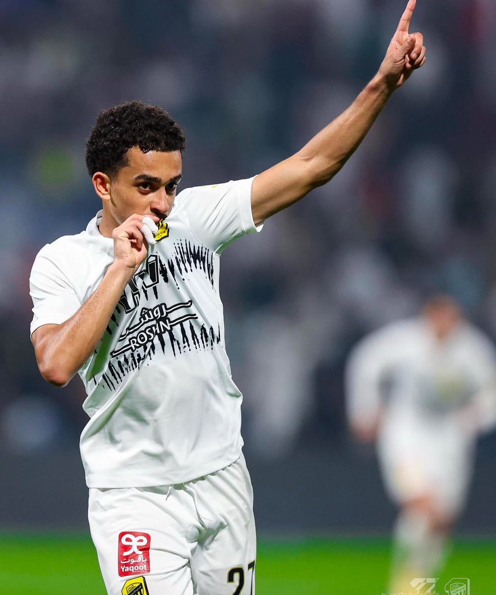 🚨🚨🚨 عااااااااجل - <a href="/alialomari_11/">علي العمري</a> :

- نادي الاتحاد لن يبيع أحمد الغامدي لنادي كبير في السعودية 

- لوران بلان لا يريد اللاعب في الموسم المقبل 

- الإدارة التنفيذية لا تريد بيع اللاعب وتعتبره مشروع للمستقبل وأن بلان قد يرحل في أي وقت