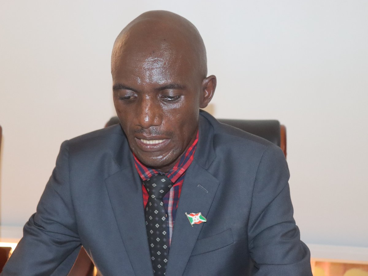 MinTFPSS_bdi's tweet photo. #Burundi : LâOffice Burundais de lâEmploi et de la Main dâĆuvre #OBEM du @MFPTE_bdi a organisĂ© ce vendredi le 04 Juin 2025 Ă @MairieBuja, une session de validation du bulletin annuel dâinformation sur les indicateurs du marchĂ© du travail.
@MFPTE_bdi https://t.co/knWRIqxJW1