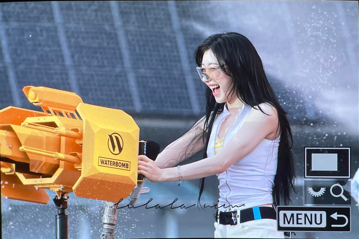 lulala_nim's tweet photo. 【preview】250704 WATERBOMB

#채령 #CHAERYEONG 
#있지 #ITZY https://t.co/PjXhKlim4W
