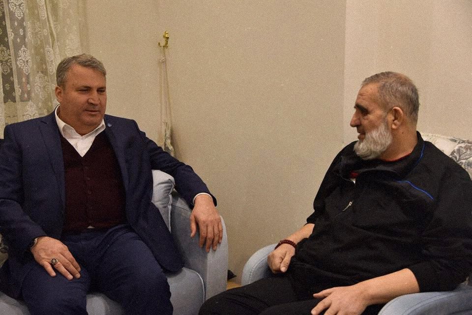 Manisa’nın sevilen iş insanı, gönül insanı ve hayırseveri Hacı Mustafa Işıkal Ağabeyimizi Rahmet-i Rahman’a uğurladık. Cenab-ı Hak’tan niyazım; mekânını cennet, makamını âli eylemesidir.

Başta ailesi olmak üzere, tüm sevenlerine ve dostlarına sabr-ı cemil ve metanet diliyorum.