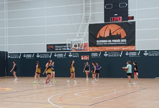 🏀Vilafranca ha acollit el Campus de Seleccions Catalanes de Bàsquet Cadets
elcargol.com/index.php/espo…