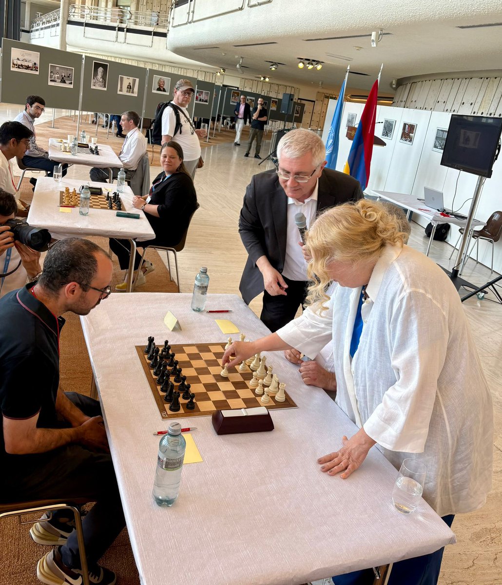 Tatiana Valovaya, Director-General of UN Geneva (@un_valovaya) on Twitter photo This #WorldChessDay, <a href="/UNGeneva/">United Nations Geneva</a> hosted a chess tournament thanks to the Permanent Mission of Armenia. Chess is more than just a game – it is a universal language that transcends borders, cultures and generations. It can be a key tool for education, inclusion & peace! <a href="/Armembsuisse/">Armenia in Geneva</a> This #WorldChessDay, <a href="/UNGeneva/">United Nations Geneva</a> hosted a chess tournament thanks to the Permanent Mission of Armenia. Chess is more than just a game – it is a universal language that transcends borders, cultures and generations. It can be a key tool for education, inclusion & peace! <a href="/Armembsuisse/">Armenia in Geneva</a>
