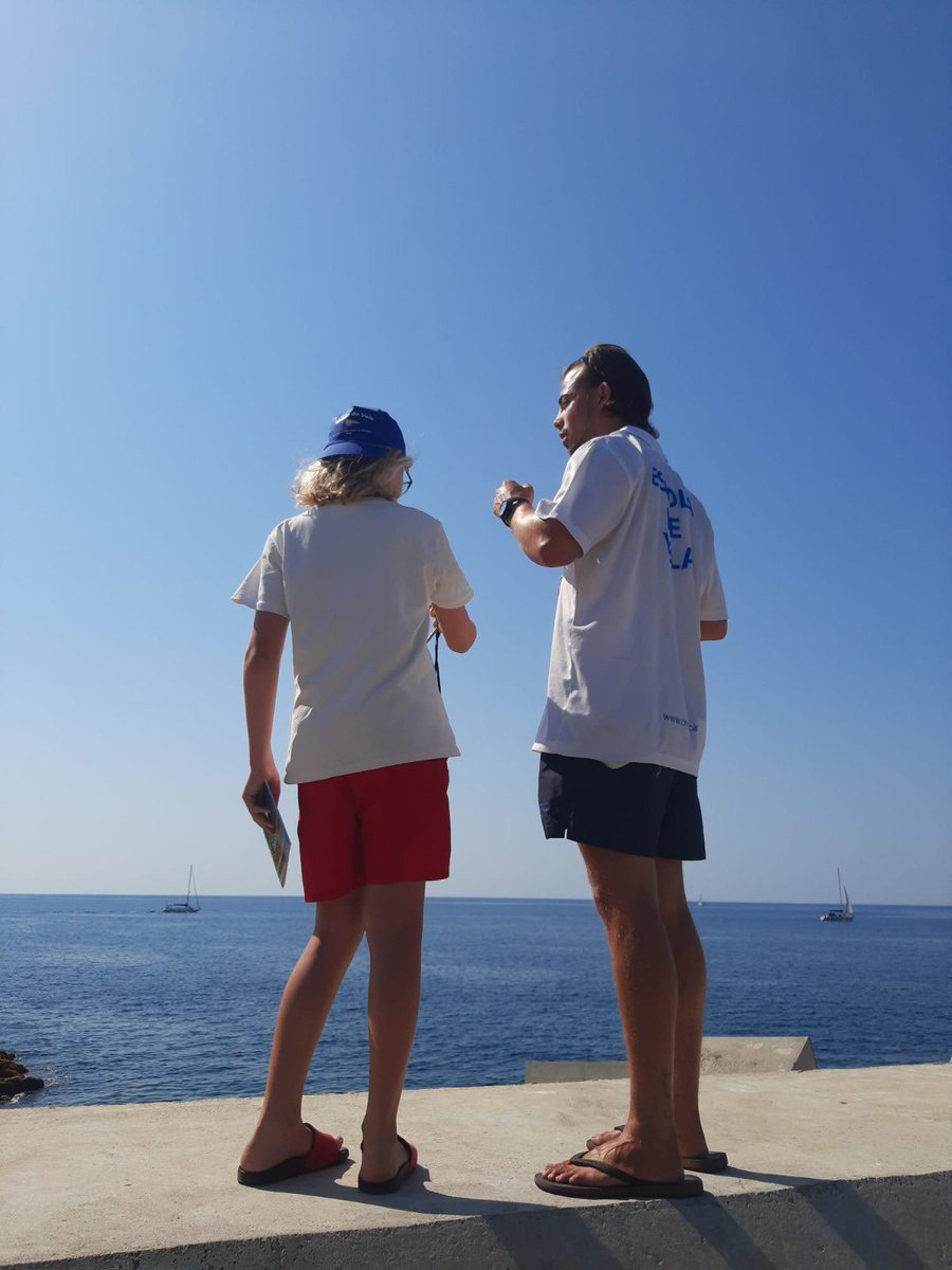 Al Club Nàutic Sant Feliu t’ensenyem a viure el mar amb intensitat i respecte🐟⚓️🌊.

Aprendràs a portar una embarcació, però també a interpretar el vent, les onades i tot allò que et connecta amb l’entorn marí, cada dia una mica més🩵.

#vitaminablava