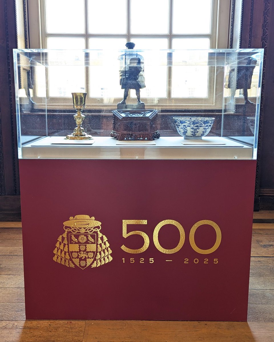 Beginning next Tuesday (8 July), The Cardinal's College is a public exhibition in our stunning Upper Library that celebrates the founding of Christ Church by Cardinal Thomas Wolsey 500 years ago. Learn about some of the treasures on display ➡️  bit.ly/ChCh_500_exhib…

#ChCh500