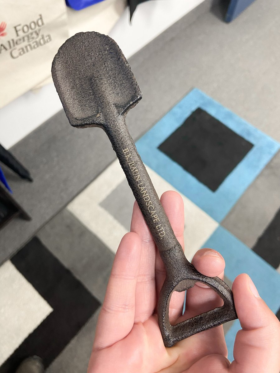 Unique cast iron shovel for @baunlandscapes! 🎁 Stand out with memorable promotional gifts that leave a lasting impression. What creative items do you want to get created to impress your clients? #Branding #PromoGifts #realcastiron #bkbaunlandscapes #durhamregion #pickering...