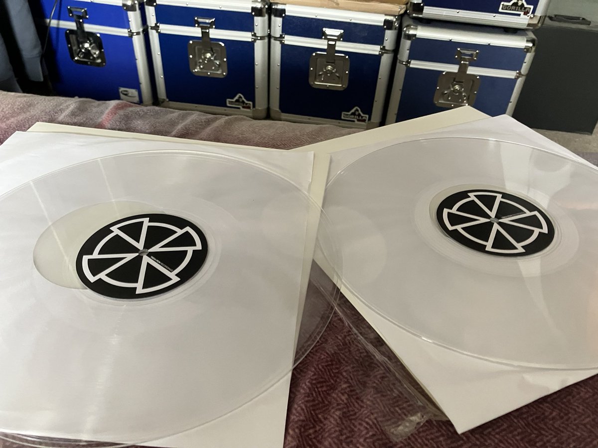 175AMENS's tweet photo. Big ups Mr Caro and all the cats dropping on the juggernaut of a label that is @techitchUK
Haven’t put a foot wrong since the off . Getting naughtier by the year if I may be so bold . Dubs rocked up today . Again many thanks 🙏🏻
#dubplate
#techitch
#covertfour https://t.co/rKf2t34goz
