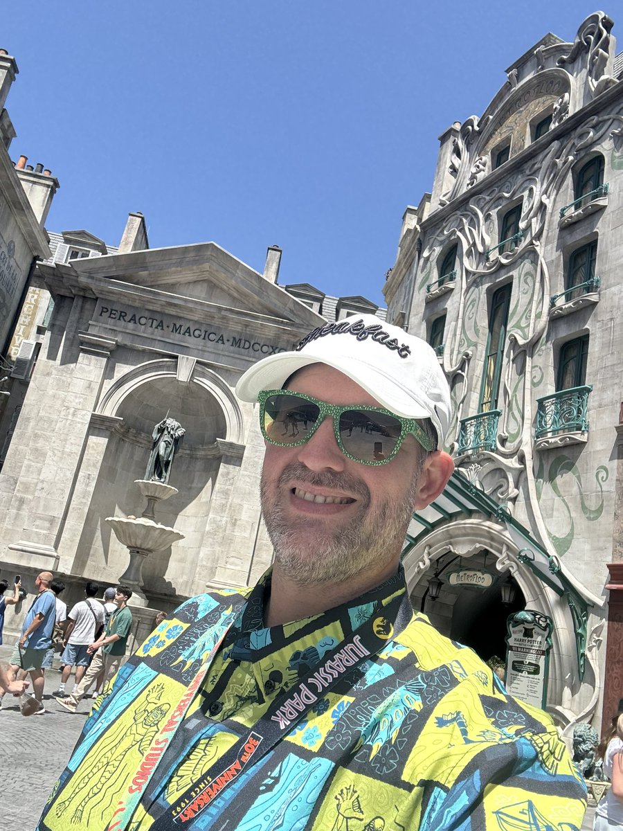HailSouthern84's tweet photo. I finally made it to Epic Universe! We rode everything except Dragon Racer’s and Warewolf. Also didn’t see the Dragon show (tech issues all day). Monsters is the best ride in the park and is in that discussion for best anywhere. We really enjoyed our day. Can’t wait to go again. https://t.co/becaOOsoSt