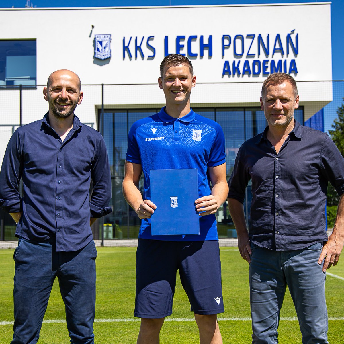 Lech Poznań tweet media