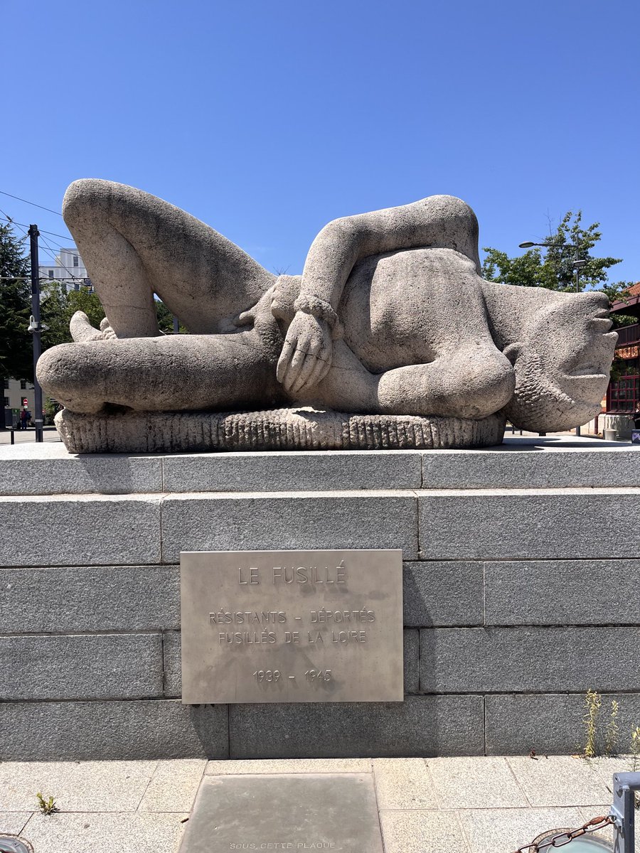 Natsien tuhon jälki näkyy Ranskassa kaikkialla. Saint-Etienne on 180k asukkaan vuoristokaupunki joka oli lähellä natsien miehittämän Pohjois- ja Keski-Ranskan sekä vapaan Etelä-Ranskan rajaa.