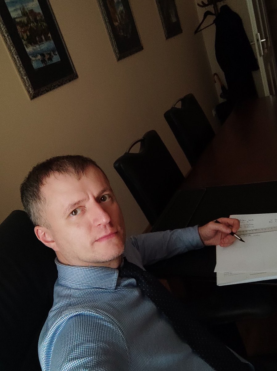 advokatvprage's tweet photo. Даже Блэкаут не остановит адвоката перед написанием ходатайства / Ani Blackout není překážkou pro sepsání podání k soudu https://t.co/246iDl4XhH