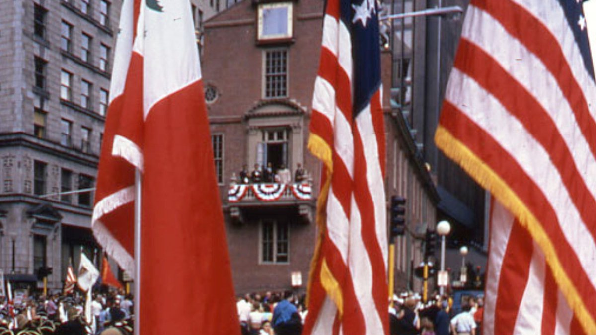 RevSpaces's tweet image. Happy Independence Day! As we look ahead to the 250th anniversary in 2026, help us bring this powerful moment to life by supporting Revolutionary Spaces today. Your gift keeps history alive and our doors open.
Make your mark this 4th of July! ow.ly/jPGw50WkwjB