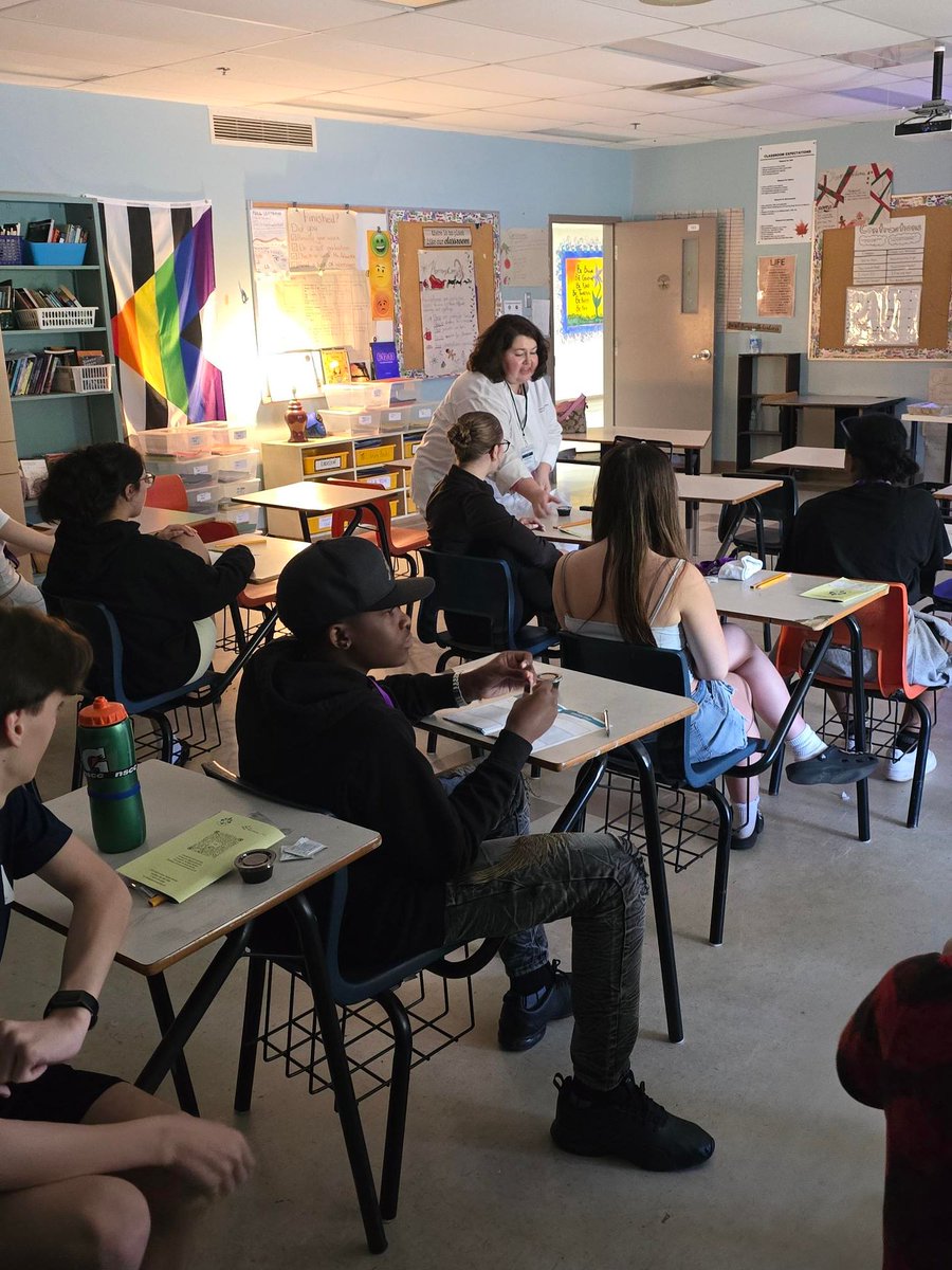 hfxconventions's tweet image. Our Sous Chef, Charmaine Roma, brought her culinary story to life at Graham Creighton Junior High through Junior Achievement Nova Scotia’s World of Choices! 👩🍳✨ We're proud to see our staff support youth mentorship and real-world career exploration.