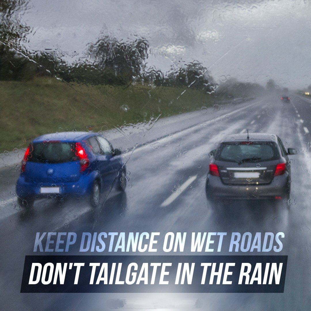 Gzbtrafficpol's tweet photo. When the roads are wet, maintaining a safe distance from the vehicle ahead is crucial. Wet surfaces can increase stopping distances, and tailgating can lead to accidents. 
#DriveSafe 
#MonsoonDrivingTips https://t.co/2XlS6etnse
