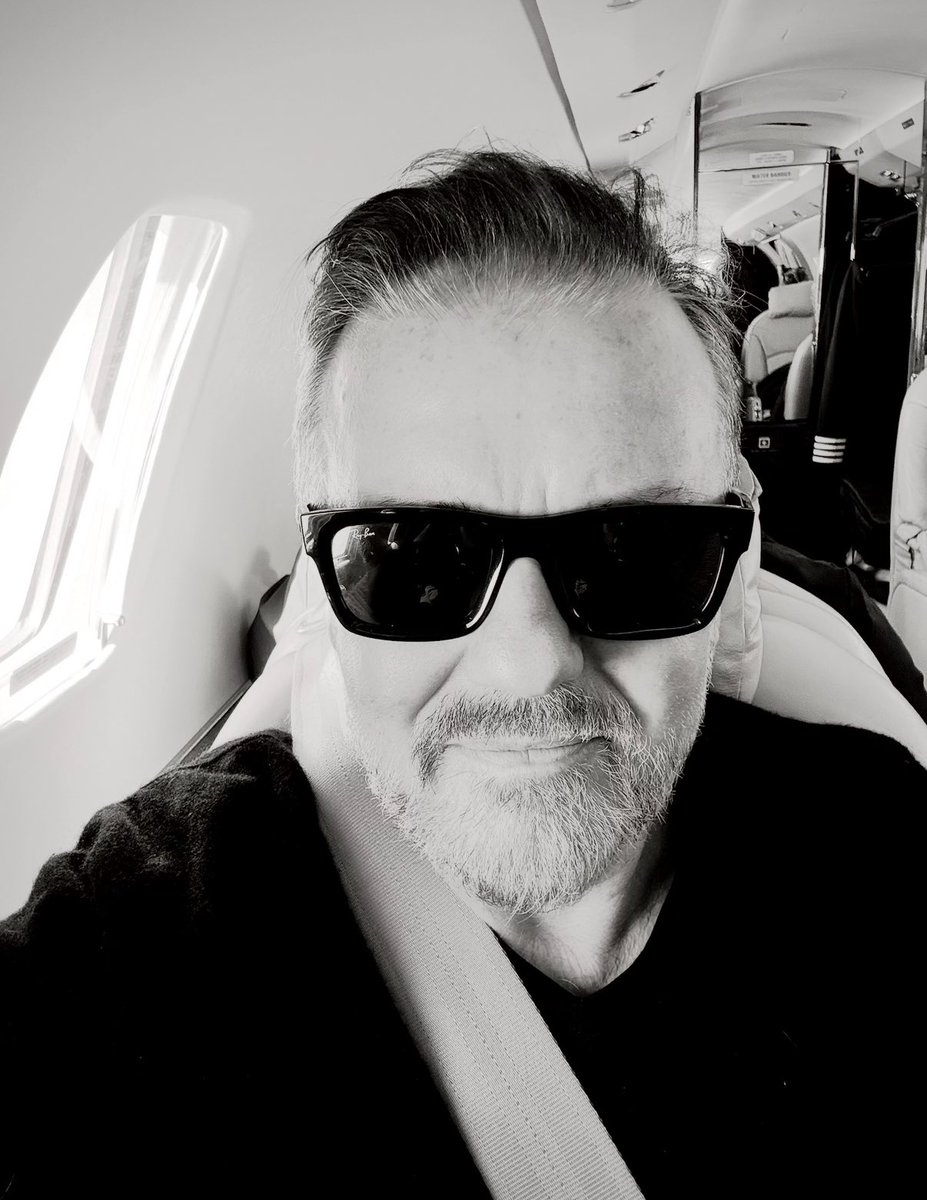 Ricky Gervais tweet media