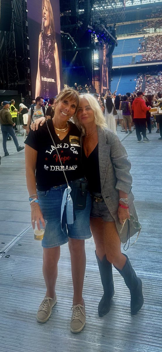 Nils Lofgren tweet media