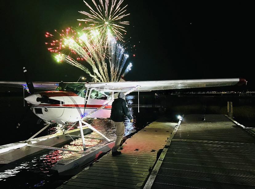 Cessna's tweet image. Happy Fourth of July 🎇
📸: Jones Brothers Air and Seaplane Adventures