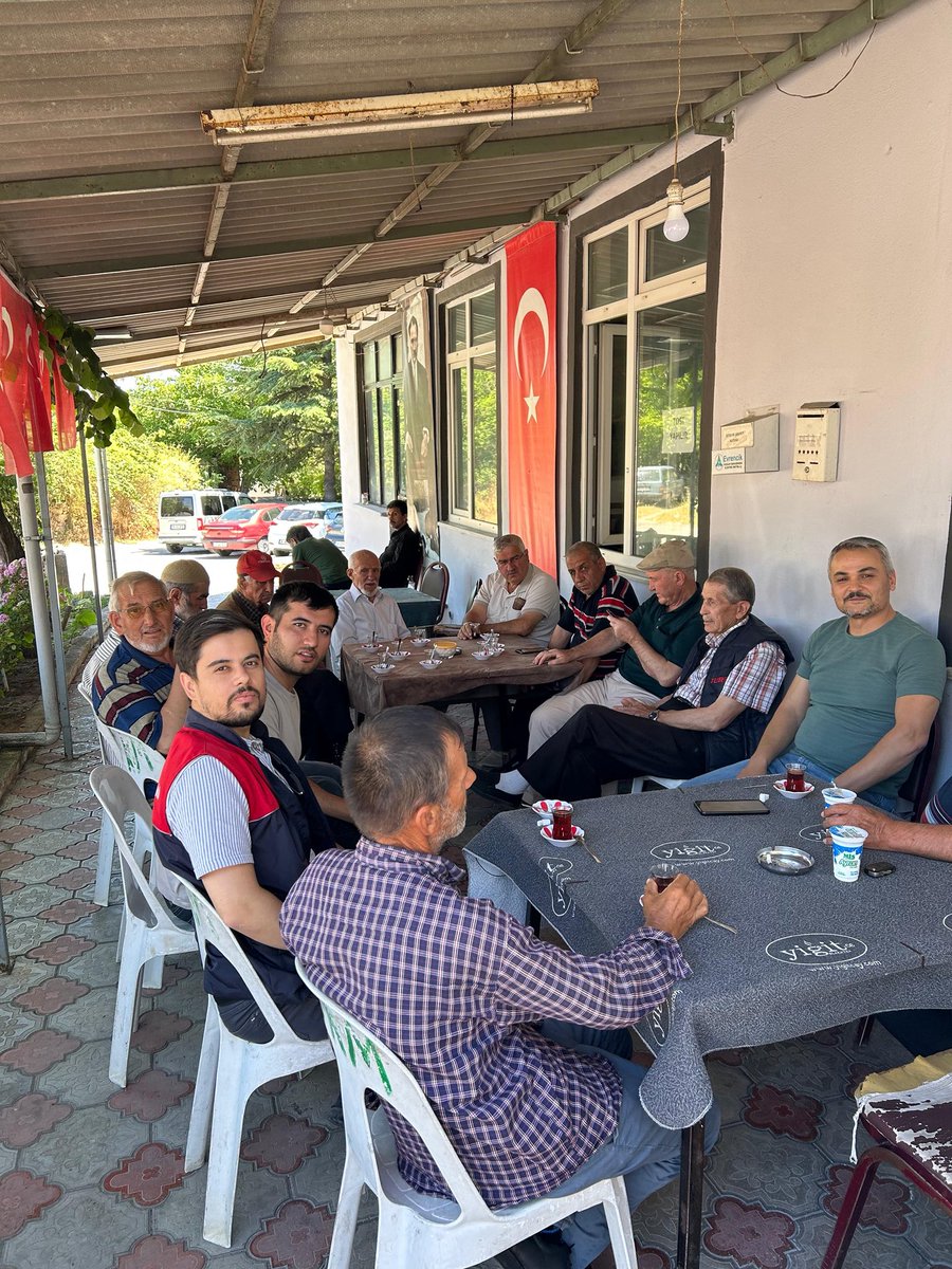 Vize İlçe Tarım ve Orman Müdürlüğü (@vizetarimorman) on Twitter photo Vize İlçemizde Cuma Buluşmaları kapsamında Evrencik köyü üreticilerimiz ziyaret edildi.
<a href="/TCTarim/">T.C. Tarım ve Orman Bakanlığı</a> <a href="/ibrahimyumakli/">İbrahim Yumaklı</a> <a href="/valikirklareli/">T.C. Kırklareli Valiliği</a> <a href="/ugurturan68/">Uğur Turan</a> <a href="/tarimkirklareli/">Kırklareli İl Tarım ve Orman Müdürlüğü</a> <a href="/gokhankaraca_/">Gökhan Karaca</a> <a href="/vizekaymakamlik/">Vize Kaymakamlığı</a> <a href="/seydadasdemir/">Zeynep Şeyda GÜRSU🇹🇷</a> Vize İlçemizde Cuma Buluşmaları kapsamında Evrencik köyü üreticilerimiz ziyaret edildi.
<a href="/TCTarim/">T.C. Tarım ve Orman Bakanlığı</a> <a href="/ibrahimyumakli/">İbrahim Yumaklı</a> <a href="/valikirklareli/">T.C. Kırklareli Valiliği</a> <a href="/ugurturan68/">Uğur Turan</a> <a href="/tarimkirklareli/">Kırklareli İl Tarım ve Orman Müdürlüğü</a> <a href="/gokhankaraca_/">Gökhan Karaca</a> <a href="/vizekaymakamlik/">Vize Kaymakamlığı</a> <a href="/seydadasdemir/">Zeynep Şeyda GÜRSU🇹🇷</a>