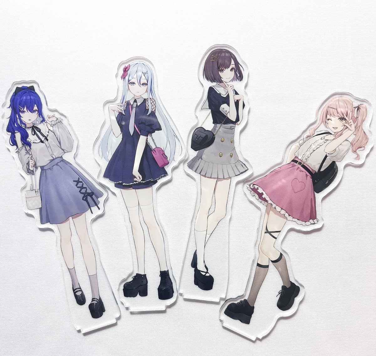nel_e7's tweet image. はむねずこ先生のクリフェスアクスタついにお迎えしました...やっぱり絵柄がニーゴの雰囲気にピッタリでめっちゃ好きなんですよね...😭(語彙)
#はむねずコレクション
