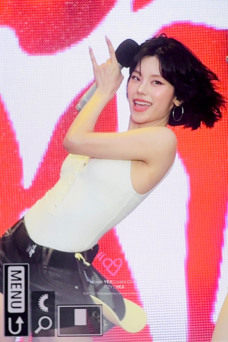 yejisupporters's tweet photo. 250704 워터밤❤️😍

#ITZY #YEJI #예지 #옞덩봤덩 https://t.co/O2tyuZm89k