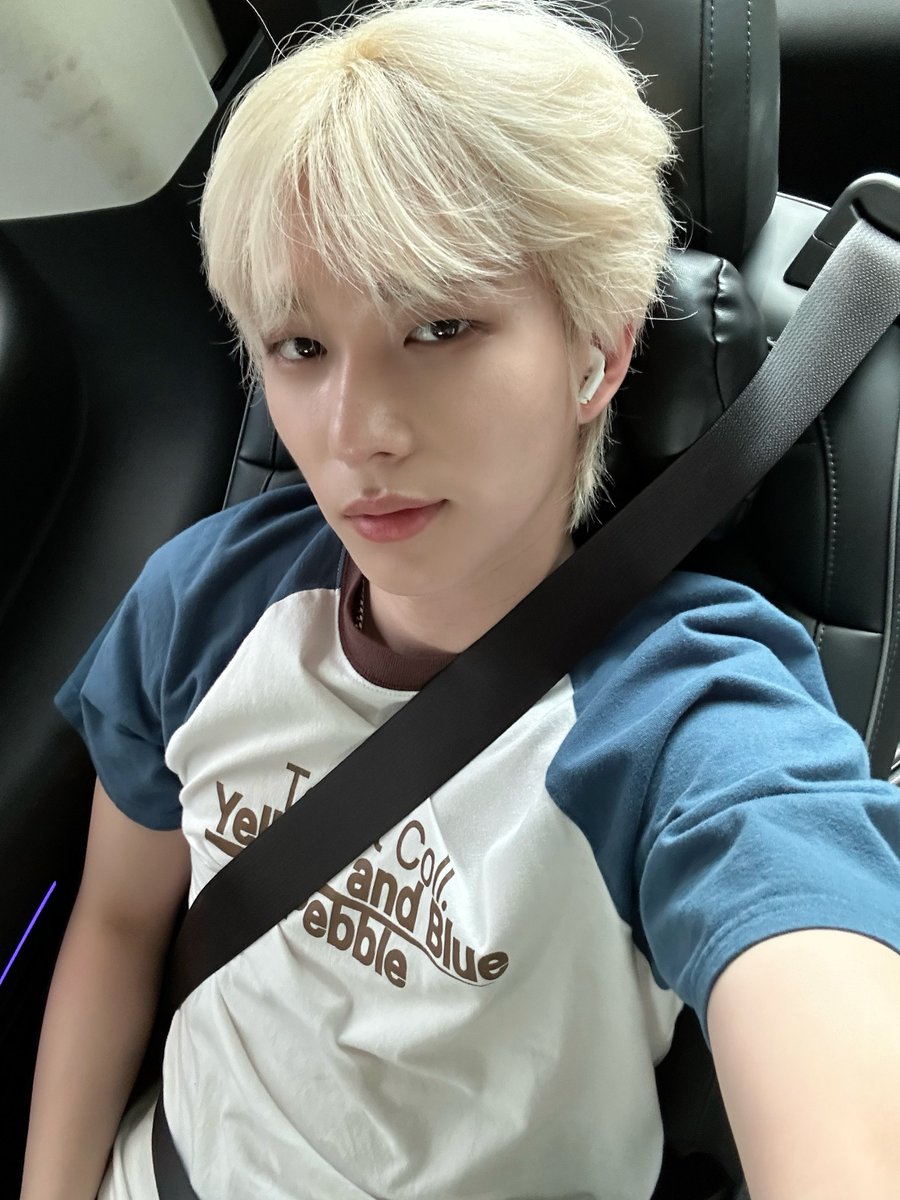 P1H_members's tweet photo. 여러분 오늘 하루도 잘 마무리 하세요!👍🏻🙂

#P1Harmony #THEO https://t.co/umMoNH47aP