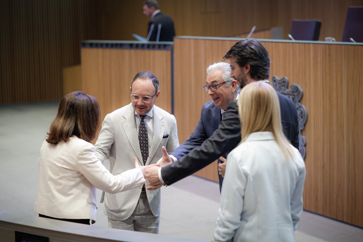 XavierEspot's tweet image. La visita a Andorra del president de l'Assemblea Parlamentària del Consell d'Europa, Theodoros Rousopoulos, representa una oportunitat per reforçar els vincles que tenim amb aquest organisme internacional des de fa trenta anys.
@coe @ConsellGeneral @GovernAndorra