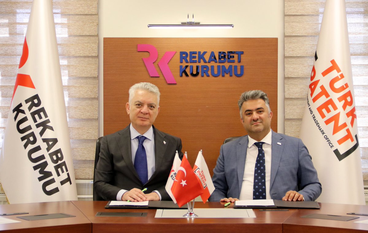 TURKPATENT's tweet photo. TÜRKPATENT ve Rekabet Kurumu Arasında İş Birliği

Kurumumuz ile Rekabet Kurumu arasında, karşılıklı iş birliği ve koordinasyonun güçlendirilmesi amacıyla iş birliği protokolü imzalandı.

🤝 Protokol, TÜRKPATENT Başkanı Prof. Dr. @mzekidurak ile Rekabet Kurumu Başkanı Birol Küle tarafından imzalandı.

📍 @RekabetKurumu