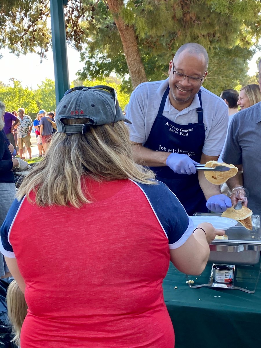AaronDFordNV's tweet image. Happy Fourth of July, folks! Grateful for the freedoms we’re lucky to enjoy, and the responsibility we all share to keep them strong.
📸 Hello from today’s Boulder City Damboree Parade Pancake Breakfast & those of years past! 🇺🇸🥞