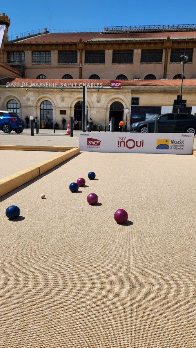 Transporteur officiel du Mondial La Marseillaise à Pétanque 🎯 TGV INOUI vous emmène à Marseille… et vous fait pointer direct en gare ! Du 2 au 9 juillet : pétanque, transats, glaciers et cadeaux. Pas de Fanny chez nous 😉 #Pétanque #TGVINOUI #Marseille