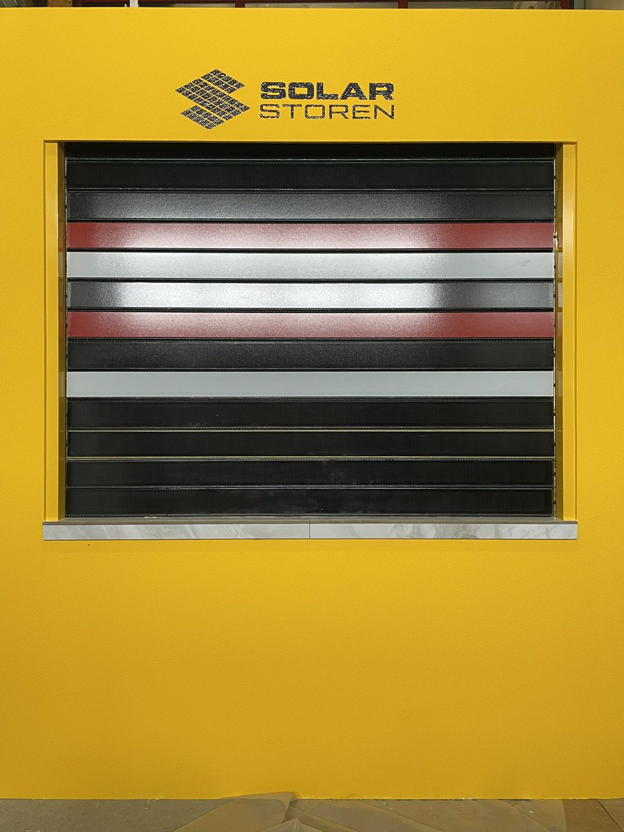 SCS_AG_Schweiz's tweet image. www. solar -carbonstoren.com

Solarstoren mit schwarzen oder farbigen Solarzellen für optimale Optik und zum farblichen integrieren in die Gebäudehüll