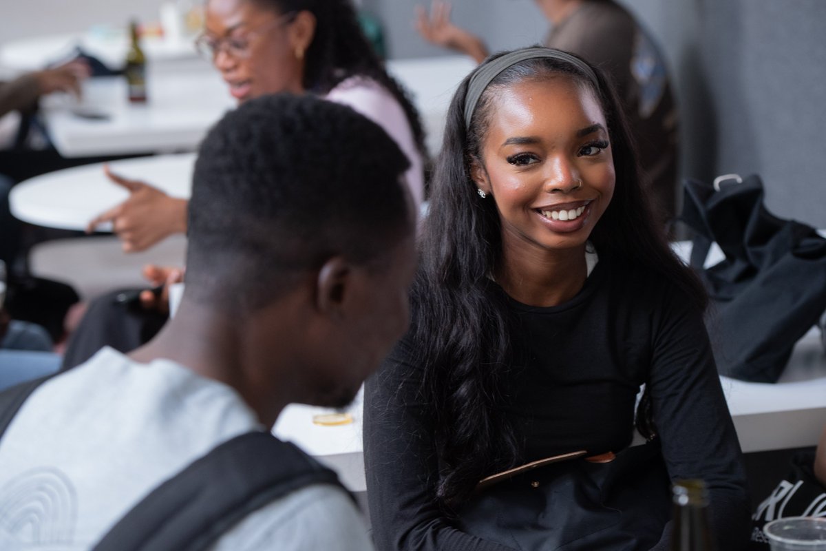 HDR_UK's tweet image. ✨ Last week, we had the immense pleasure of welcoming a new cohort of talented interns to our Black Internship Programme at an amazing opening ceremony in Birmingham.
This programme is all about opening doors and championing Black excellence in health data science. The energy…