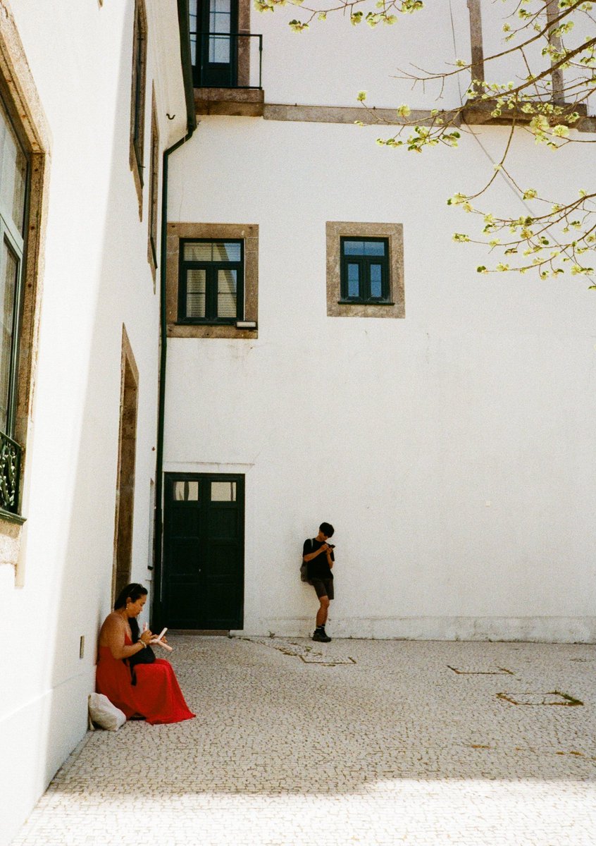 harrylime69's tweet photo. @TheGaryLambert @BrianSaylePhoto @lewiswguy @DLTKMW Scans back from Porto on the half frame Pentax 17 I was showing you last week
#pentax17 #proimage #shootfilmstaybroke https://t.co/0gvMovI4t0