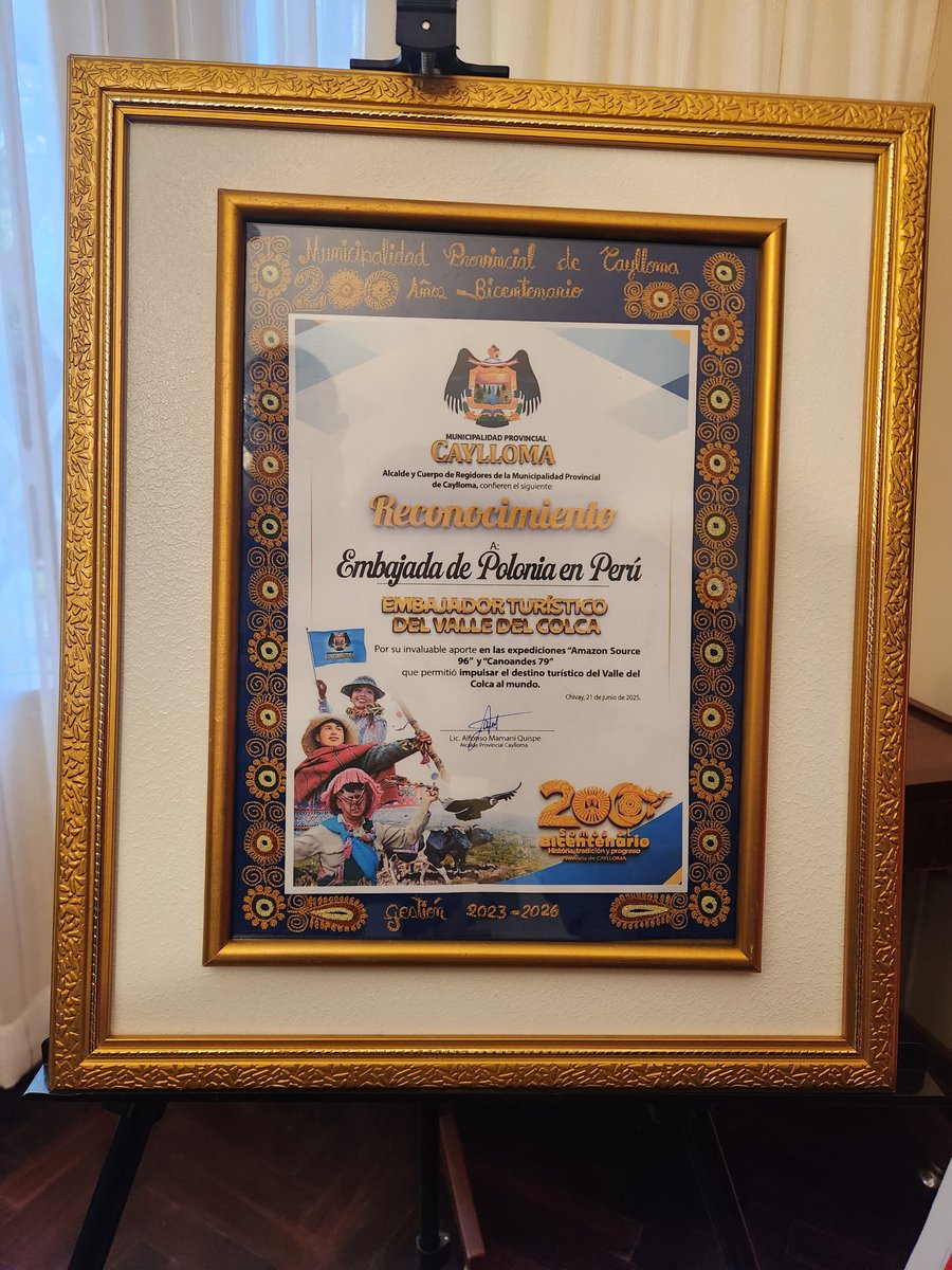 🇵🇱🇵🇪Con gran alegría anunciamos que durante la celebración del Bicentenario de la provincia de #Caylloma realizada en su capital, #Chivay , en la región #Arequipa , la Embajada de la República de Polonia en Lima recibió el título de Embajador Turístico del Valle del #Colca !