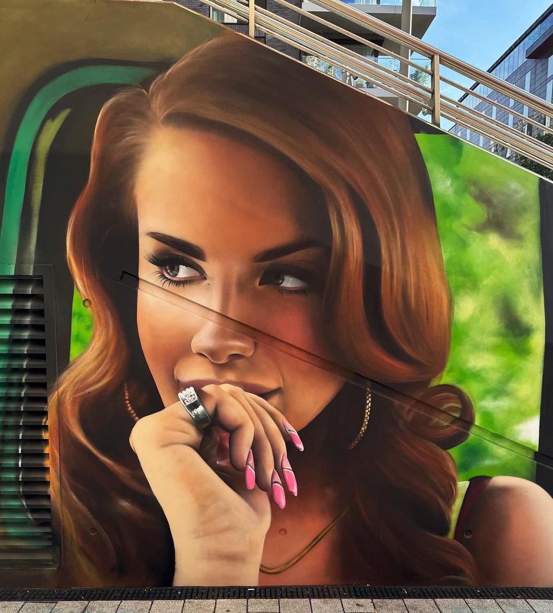 MurWalls's tweet image. Lana Lane📍
@WembleyParkLDN 🏟️

🎨 @murwalls x humourstreetart

#lanadelreylondon #LanaDelReyWembleyStadium