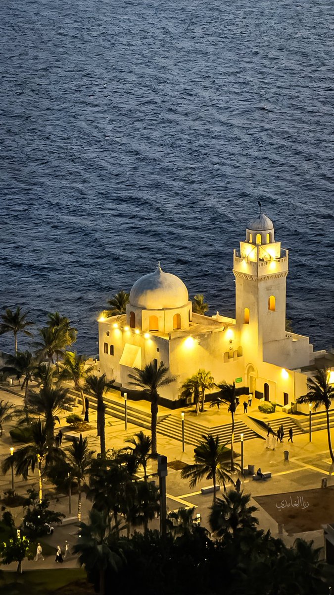 أقترب من الأشياء التي تُجدّد روحك 🤍 #جدة