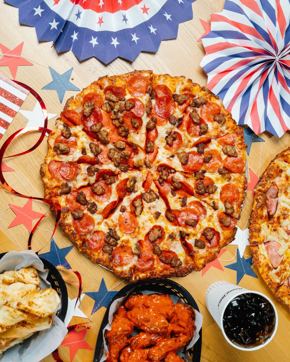Stars, stripes &amp; slices 🇺🇸🍕 Celebrate the fourth with takeout or delivery!