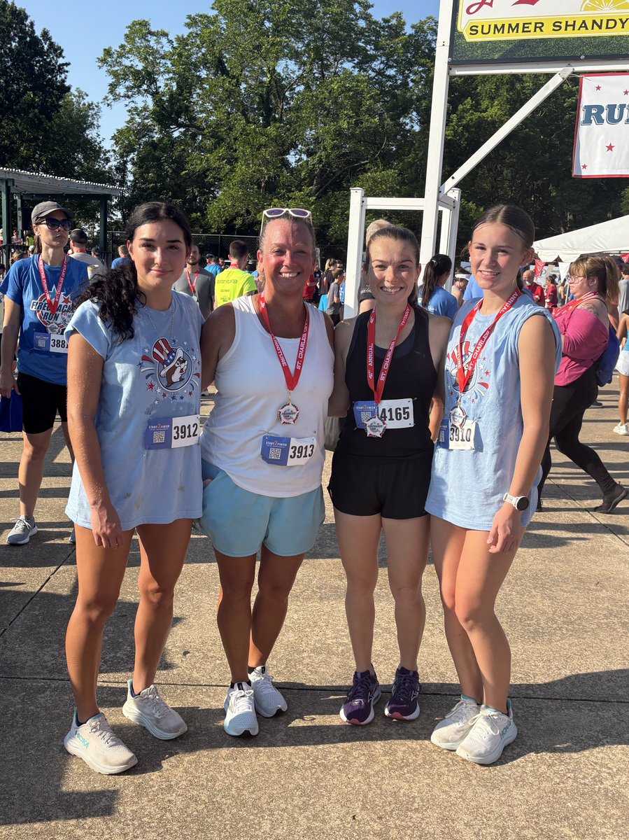 Our XC coaches and a couple of our runners started their day off participating in the O’Fallon Firecracker Run. 
We hope everyone has a fun and safe 4th of July. <a href="/DuchesneHS/">Duchesne High School</a> <a href="/Athletics_DHS/">Duchesne Athletics</a>