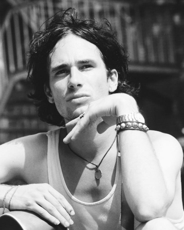 thejunebugfreak's tweet image. Jeff Buckley

1994