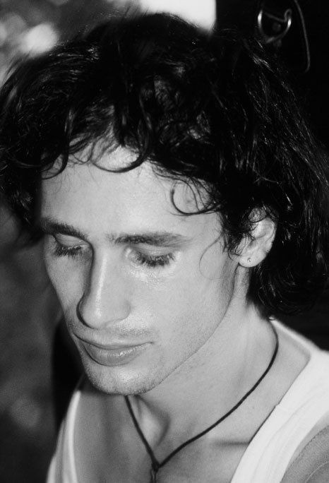 thejunebugfreak's tweet image. Jeff Buckley

1994
